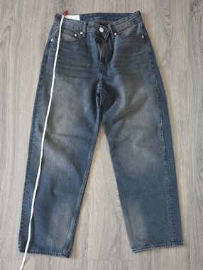 H&M Loose Fit Dark Blue Jeans.